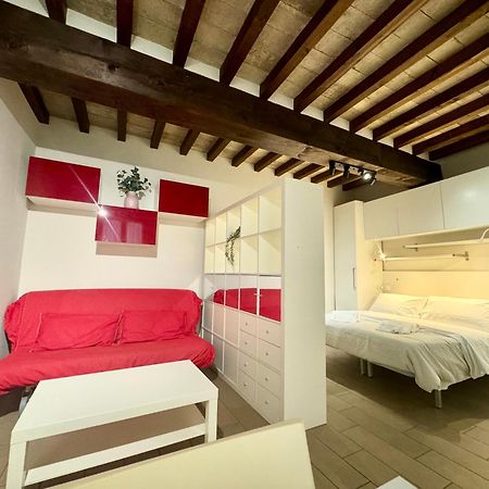 Niki O. Apartments Parma Kültér fotó