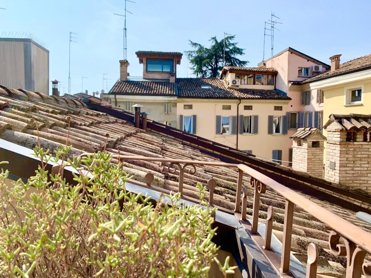 Niki O. Apartments Parma Kültér fotó