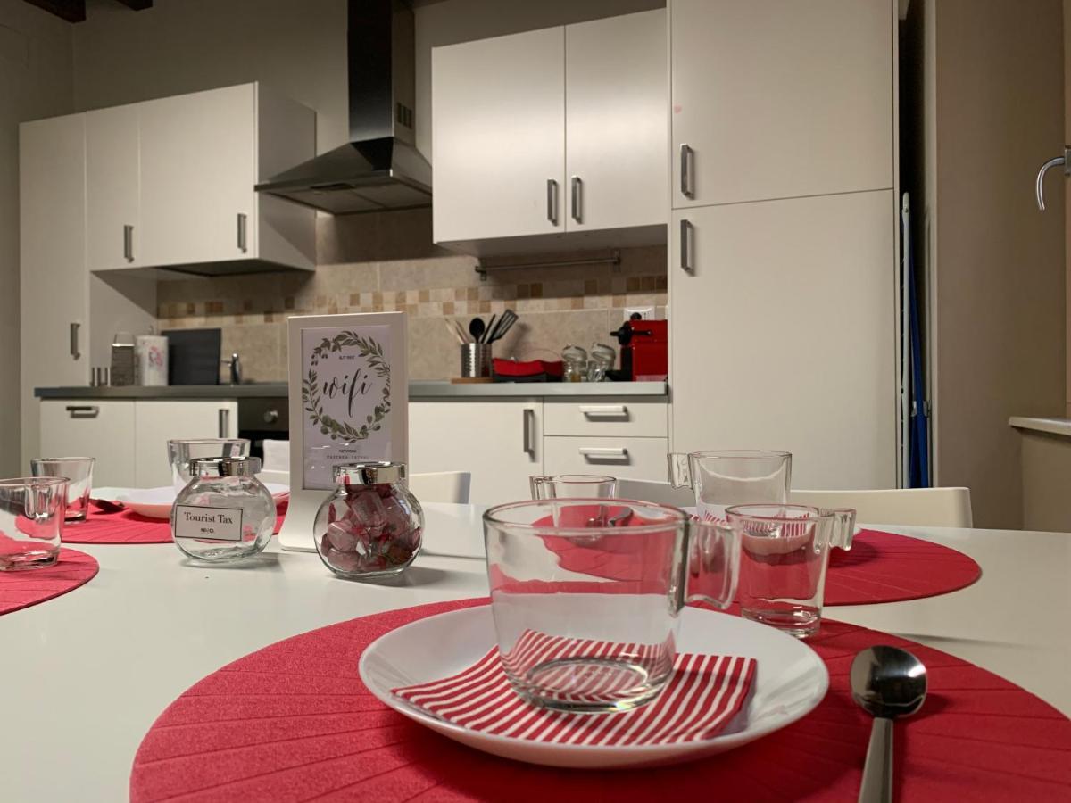 Niki O. Apartments Parma Kültér fotó