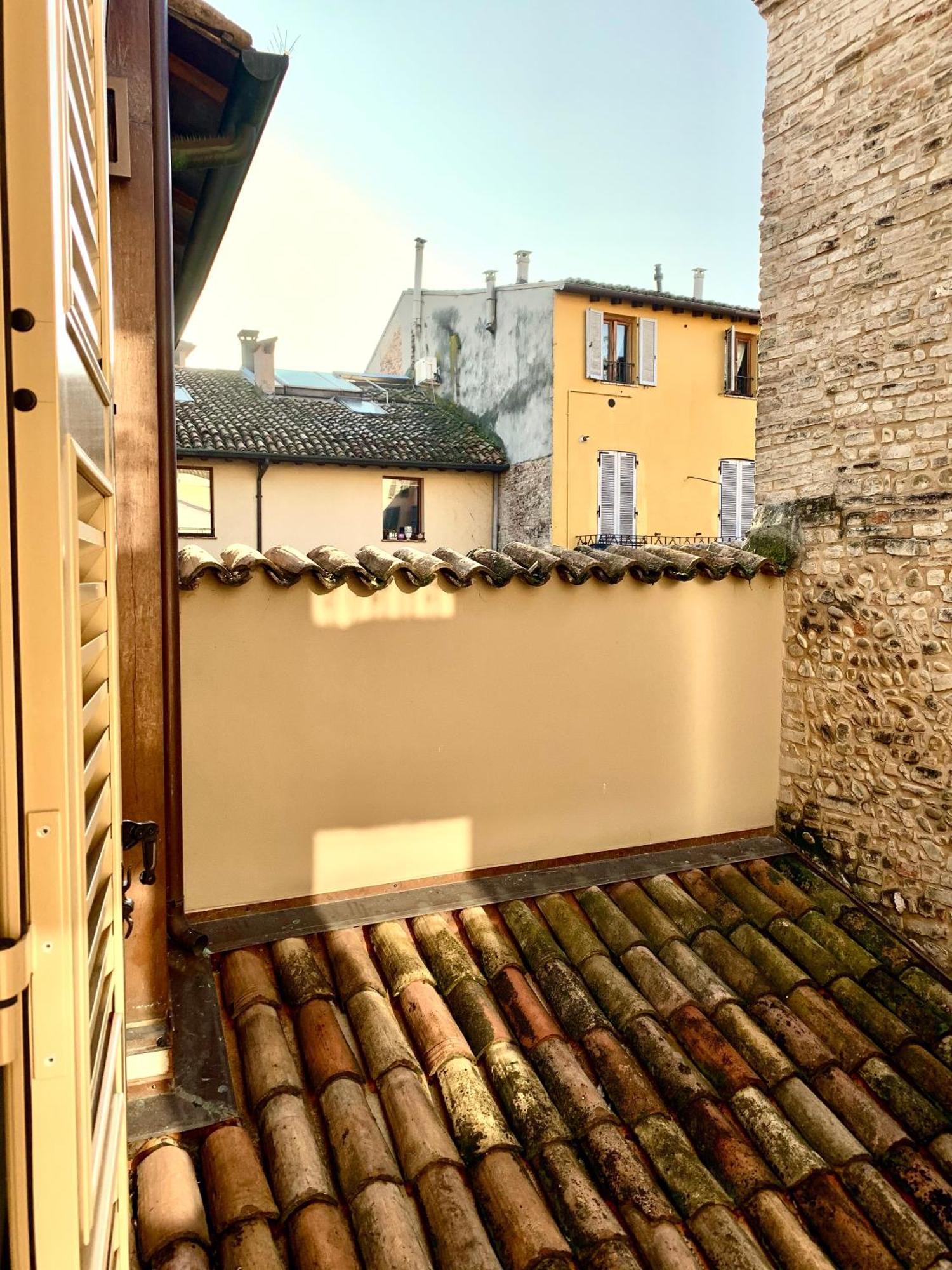 Niki O. Apartments Parma Kültér fotó