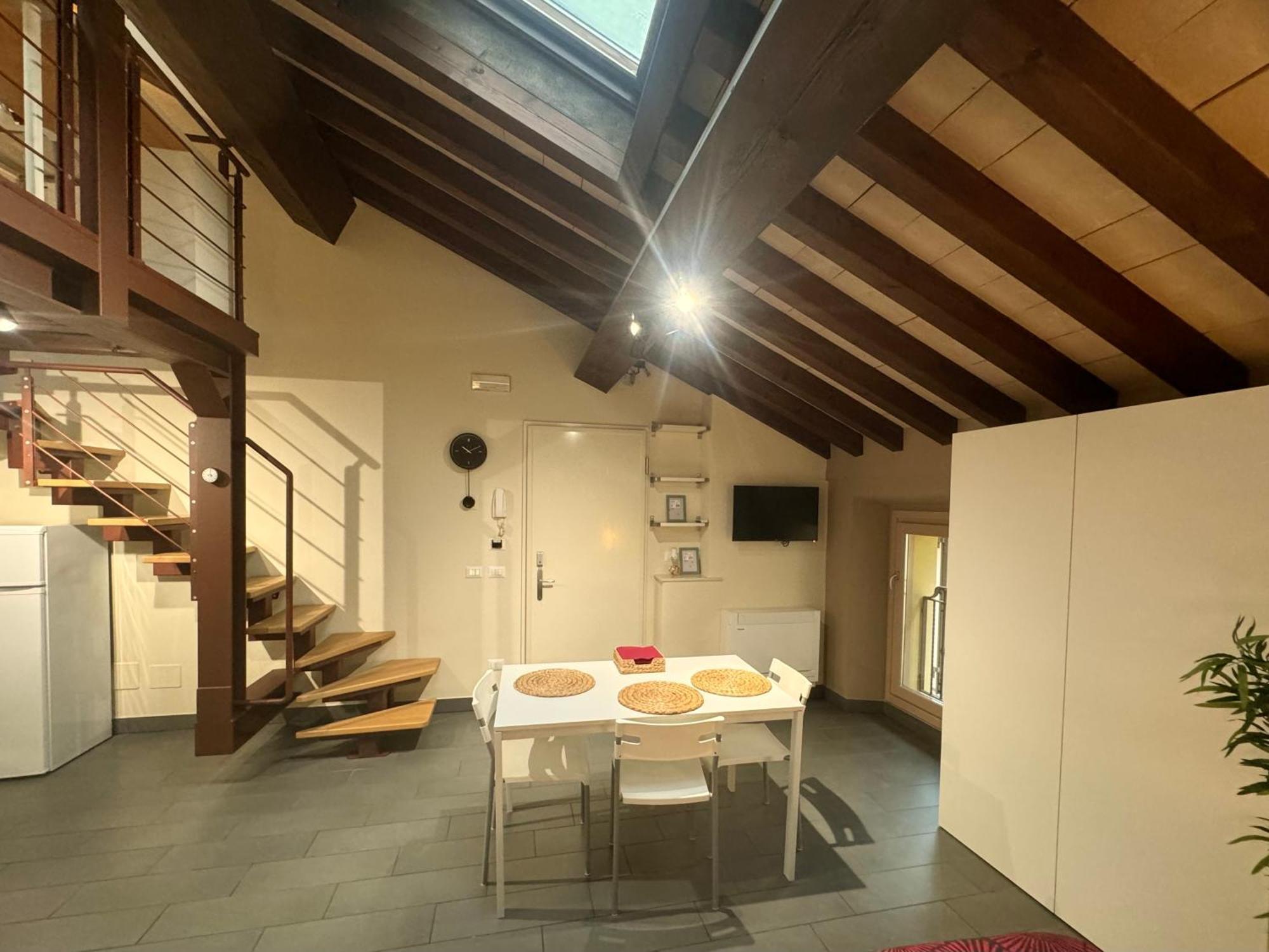 Niki O. Apartments Parma Szoba fotó