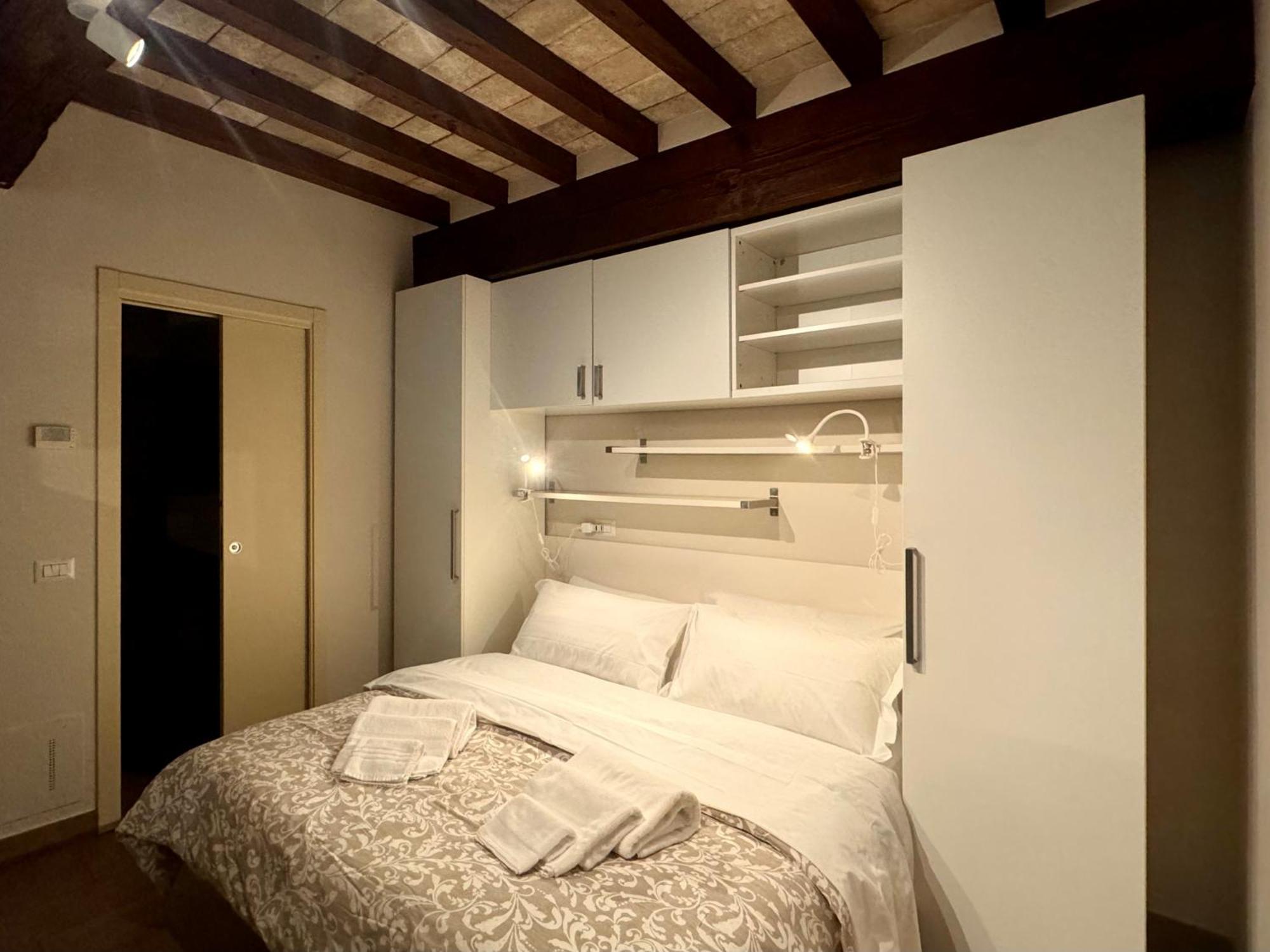 Niki O. Apartments Parma Kültér fotó